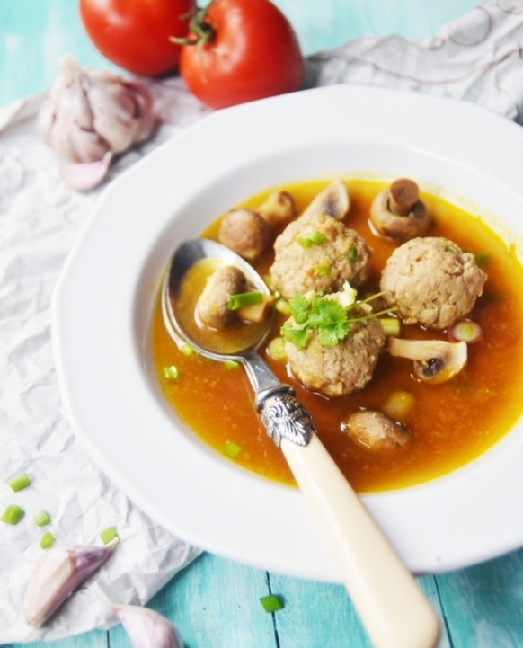Zupa z klopsikami